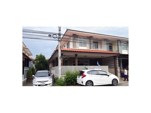 ขายด่วน บ้านทาวเฮ้าส์ 2 ชั้น 30 ตรว มบ รื่นฤดี5