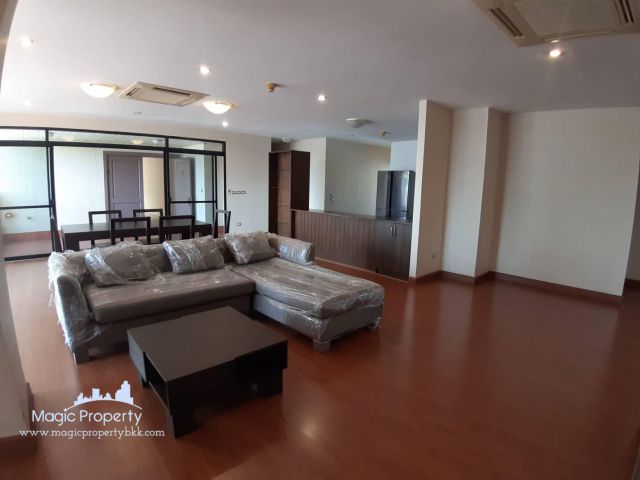 ให้เช่า คอนโด ครอส เคริก เอกมัย 10, 3 ห้องนอน