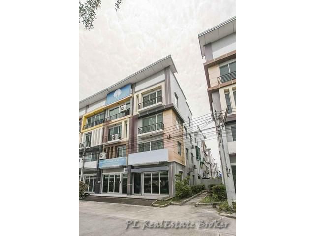 โฮมออฟฟิศ 4 ชั้น RK BIZ CENTER คู่ขนานมอเตอร์เวย์
