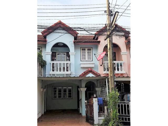 ขายทาวน์เฮ้าส์ 2 ชั้น หมู่บ้านพิมพ์ทองลาดพร้าว 101