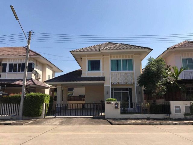 บ้านเดี่ยว 2 ชั้น เนื้อที่ 50 ตรว.