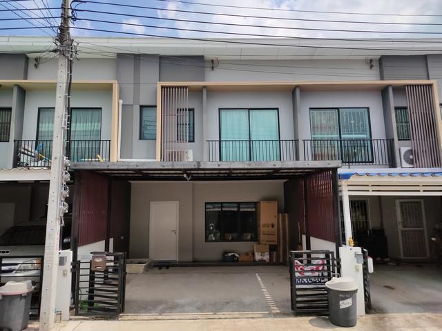 ขายทาวน์โฮม เดอะ คอนเนค อ่อนนุช-วงแหวน 21 ตรว.