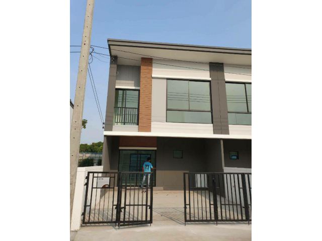 PH17TH17 ให้เช่าทาวน์โฮมส์ 2 ชั้น UNIO TOWN สวนหลวง