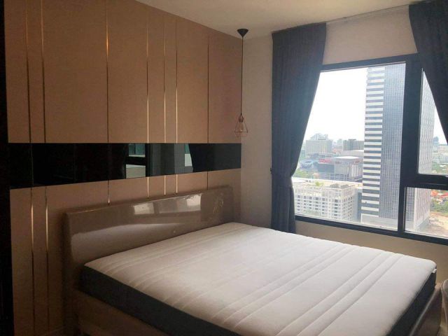 9CR51 For Rent Life Asoke 30sqm เพียง 15000