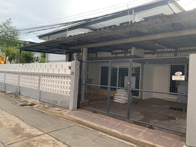 รหัสทรัพย์  8788 บ้านเดี่ยว รัชดา ซอย ปราณี    ใกล้ Mrt ศุนย์วัฒนธรรม