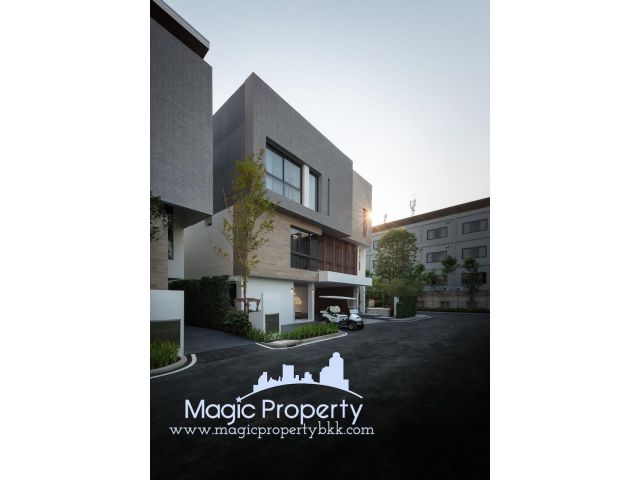 ขายบ้านเดี่ยว 3 ชั้น สุดหรู โครงการ พาร์ค พรีว่า