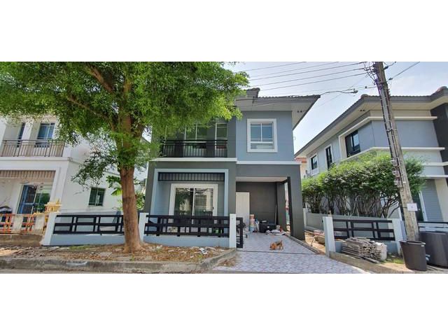 ขายบ้านแฝดสไตส์บ้านเดี่ยวหมู่บ้านพร้อมพัฒน์1