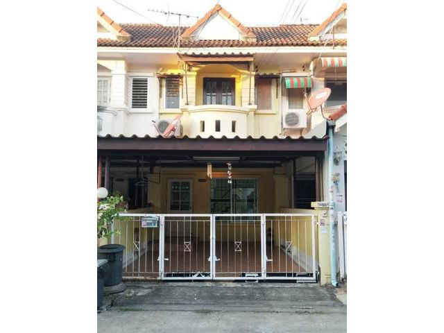 FOR RENT ทาวน์เฮ้าส์ 2 ชั้น