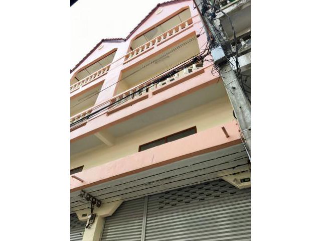 รหัสทรัพย์  8966 ตึกแถว หมู่บ้านจิตกาญจน์ โซนบางใหญ่ ถนนกาญจนาภิเษก   ใกล้เซ็นทรัล เวสเกต