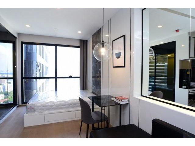 รหัสทรัพย์  8940 Ashton Chula  แต่งครบ เครื่องใช้ไฟฟ้าครบ