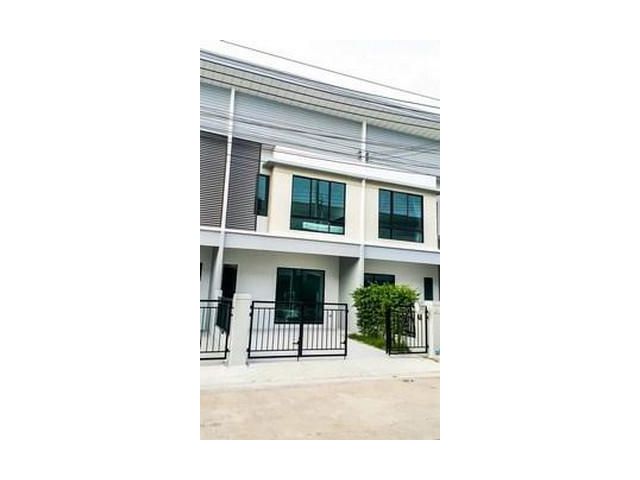 ทาวน์เฮ้าส์ 2 ชั้น Modi Villa โมดิ วิลล่า บางนา