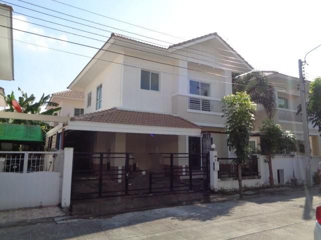 ขายบ้านแฝด : หมู่บ้านแลนซีโอ รามคำแหง-วงแหวน