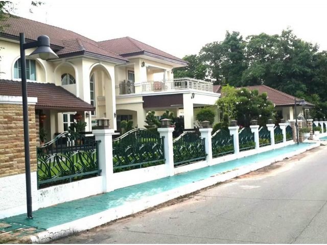 บ้านหรู2ชั้น ที่ดินเกือบ1ไร่ ไม่ไกล Lotus HomePro ขอนแก่น  7ห้องนอน  6ห้องน้ำ  21ล้าน  แบงขาย