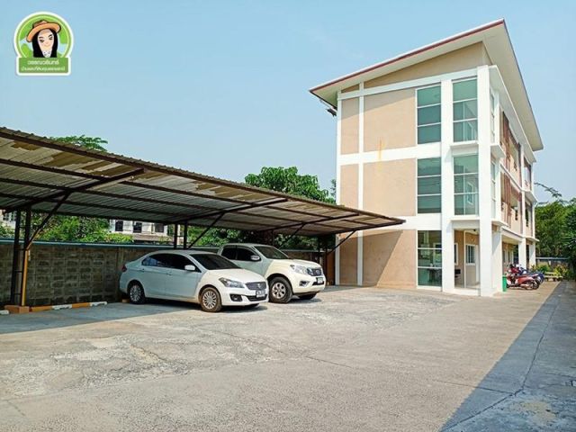 หอพักติดถนนคลังอาวุธ ทำเลทอง 25 ห้อง 15.9 ล้านบาท