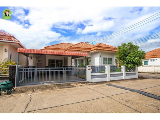 เจริญทรัพย์ 10 บ้านสวยทำเลหัวมุม ราคาพิเศษเพียง 2.2 ล้านบาท