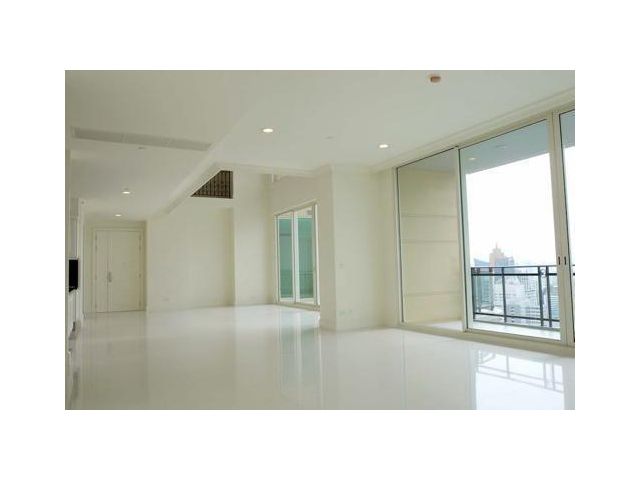 P09CF1605780 Royce Private Residences 5 Bed 109 mb