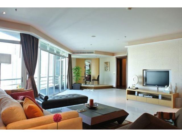 P09CF1701354 Baan Sathorn Chaopraya 5 Bed 38.9 mb