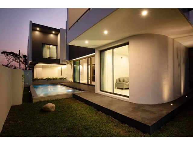 ขายบ้านหางดง สไตล์ Pool Villa ในหมู่บ้านวังตาล #บ้านสร้างใหม่ ราคา 8.9 ล้าน