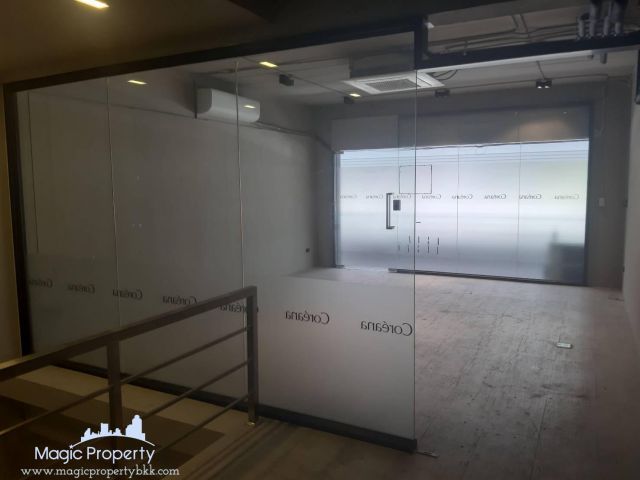 ให้เช่า สำนักงาน ปาร์ค อเวนิว ใกล้ ห้าง ดองกิ มอลล์ บนถนน สุขุมวิท 63 (เอกมัย)