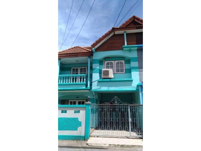 รหัสทรัพย์  9102 บ้านแฝด หมู่บ้านรังสิยา รามอินทรา  ติดถนนใหญ่
