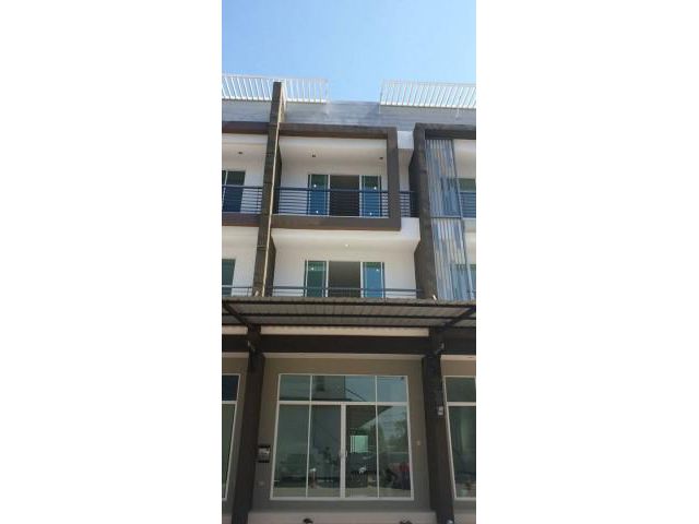 รหัสทรัพย์  9095 โฮมออฟฟิศ โครงการเสนา อเวนิว บางกะดี ติวานนท์   ใกล้ โรบินสันศรีสมาน