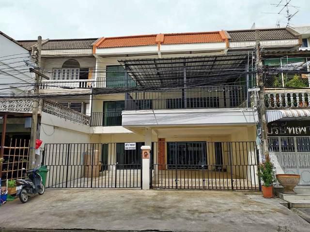 รหัสทรัพย์  9090 ทาวน์เฮ้าส์  ซอยรามคำแหง30/1  ใกล้ โรงพยาบาลรามคำแหง