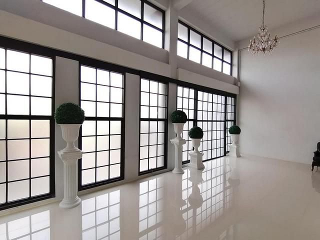 2 คูหาทะลุกัน จอดรถ​ได้​ 4​ คัน ลาดพร้าว 134