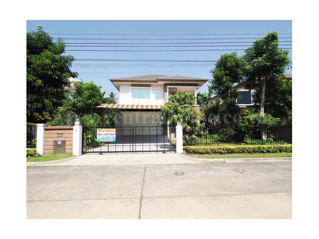 ขายบ้านเดี่ยว 75.3 ตร.ว. หมู่บ้าน เดอะแกรนด์ ประชาอุทิศ พร้อมอยู่
