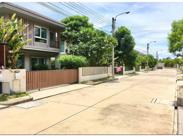 หมู่บ้านคณาสิริ วงแหวนพระราม 5  อำเภอบางกรวย จังหวัดนนทบุรี