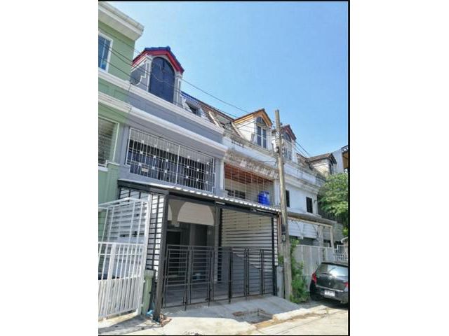 4 ห้องนอน 4 ห้องน้ำ ลาดพร้าว 42