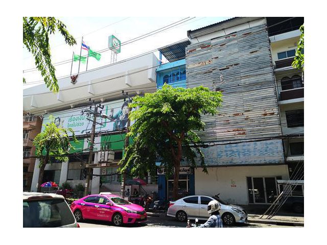 เช่าอาคารพาณิชย์ ติดถนนสาธุประดิษฐ์ 924ตรม ใกล้ธนาคารกสิกรไทย