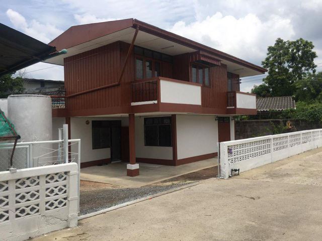 บ้านเดี่ยวให้เช่า เนื้อที่ 200 ตรม. ใกล้โลตัส พนัสนิคม ชลบุรี