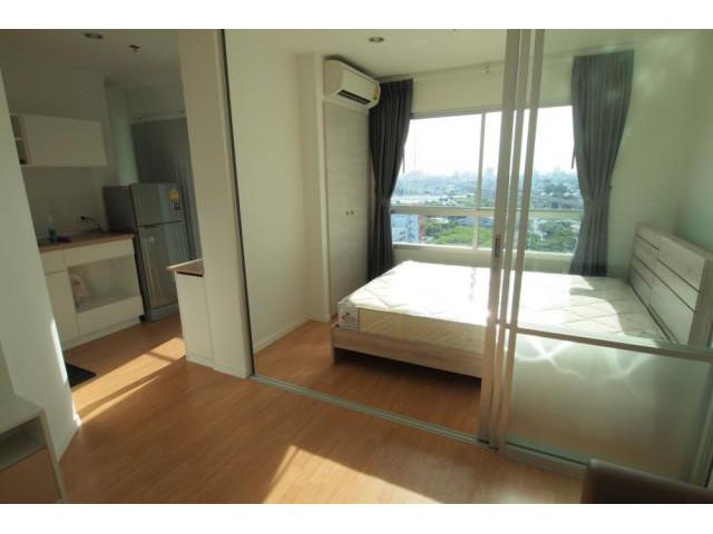 รหัสทรัพย์  9242 Lumpini Place Srinakarin - Huamak Station  ใกล้ Max Value