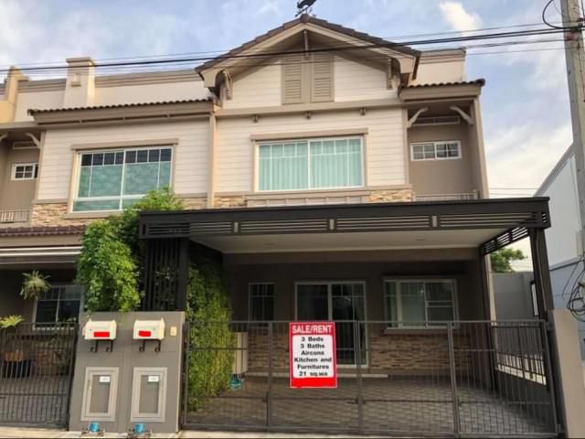 รหัสทรัพย์  9268 ทาวน์โฮม อินดี้ 3 หมู่บ้านสวยสะอาด ติดเมกาบางนา