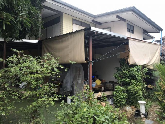 บ้านซอยวชิรธรรม20 90 ตรว. กว้าง18x20 เมตร