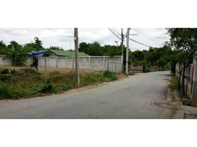 ขายที่ดินติดถนนสาธารณะ ที่ดินถมแล้ว