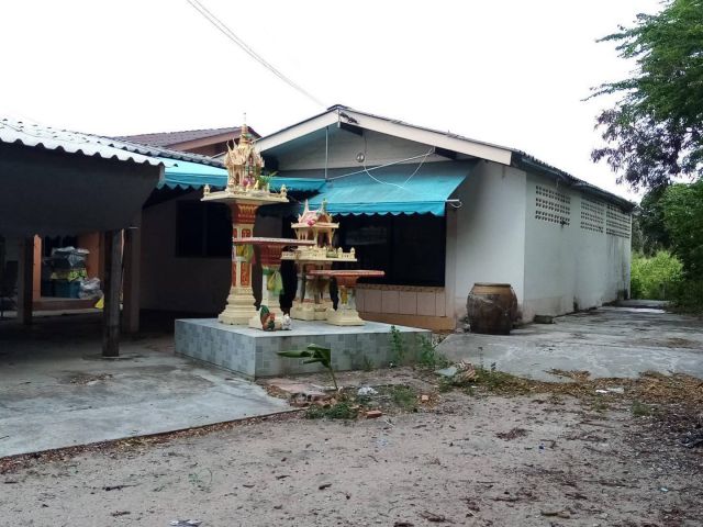 ขายที่ดิน 101 ตรว. พร้อมบ้าน 1 หลัง ซอยมิตรสัมพันธ์ 13 บ้านปึก ชลบุรี