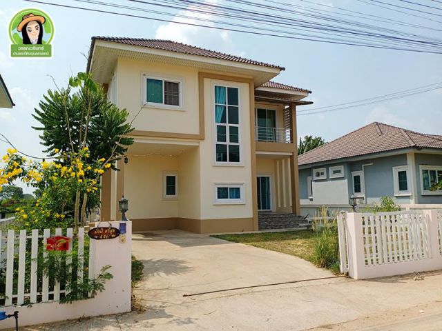 บ้านทรัพย์รุ่งเรือง บ้านสวย2ชั้น ใกล้ม.อุบล เนื้อที่เยอะ ราคา 3.19 ล้านบาท