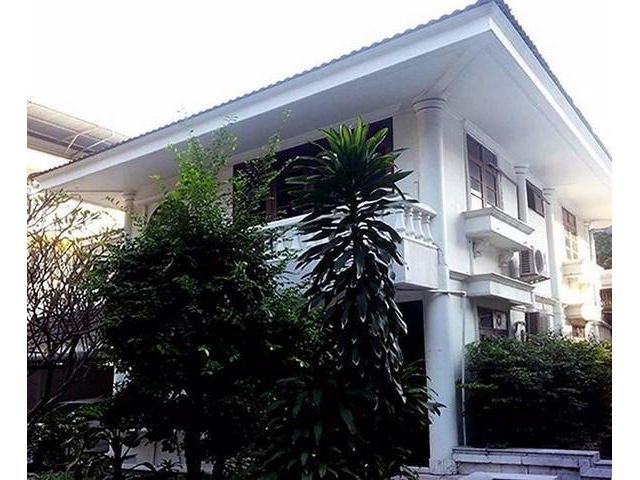 ให้เช่าบ้านเดี่ยว2ชั้น เหมาะทำโฮมออฟฟิศ ย่านพระราม9 ใกล้แยกอ.ส.ม.ท ใกล้MRTพระราม9 พร้อมเช่า 1 กันยายน 2020