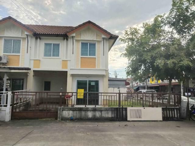 รหัสทรัพย์  9304 ทาวส์เฮาส์  หมู่บ้านพฤกษา เพชรเกษม 110   ตกแต่งใหม่