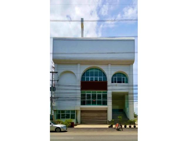 ขาย/ให้เช่า อาคารสำนักงาน ตกแต่งพร้อมดำเนินกิจการ ติดถนนบางนา-ตราด ใกล้โรงไฟฟ้าบางปะกง ฉะเชิงเทรา