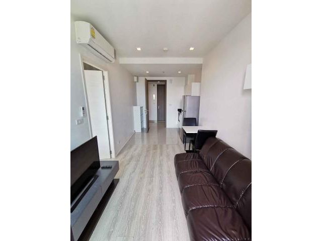 รหัสทรัพย์ B1047 Quinn Condo รัชดา 17 (ควิน คอนโด 17)