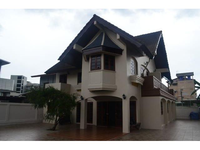 บ้านเดี่ยว 2 ชั้น ซ.รัชดาภิเษก 30