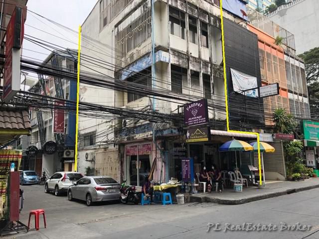 ให้เช่าอาคาร4.5ชั้น ห้องมุม สุขุมวิท18 ใกล้BTSอโศก