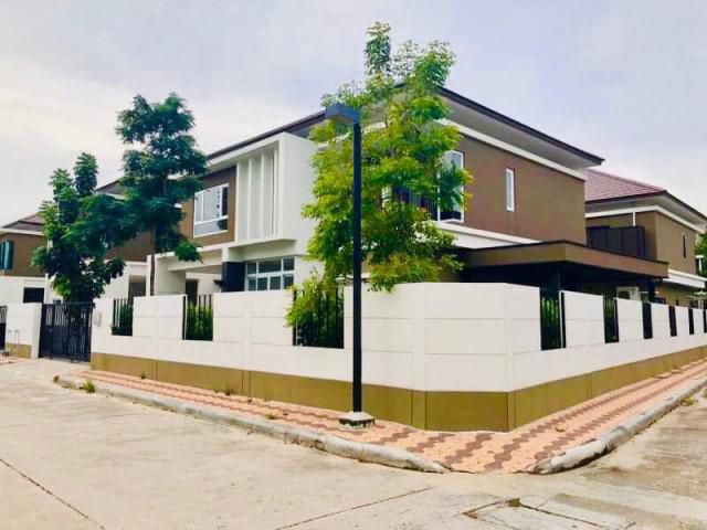 รหัสทรัพย์  9510 บ้าน Villa Arcadia House   Brand New House with 2 floor villa at the corner