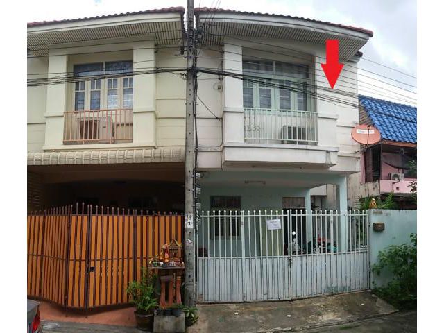 รหัสทรัพย์  9600  ทาวน์เฮ้าส์ บางซื่อ แยกวงศ์สว่าง ซ.กรุงเทพ-นนท์ 56 (วัดทอง)   ใกล้ รพ.เกษมราษฎร์