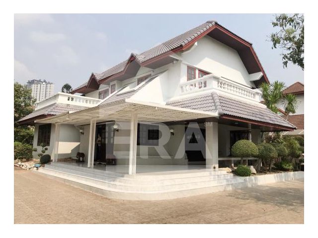 88742 บ้านเดี่ยว ม.เอื้อสุข 214 ตร.ว. เขตพระโขนง