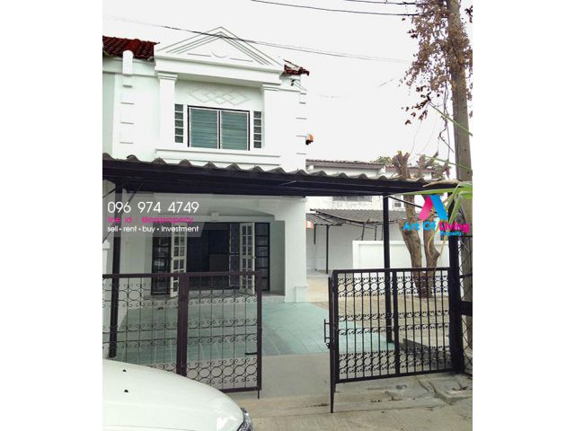 ขาย ทาวโฮม หมู่บ้านลภาวัน 1 AOL-F63-2007002253