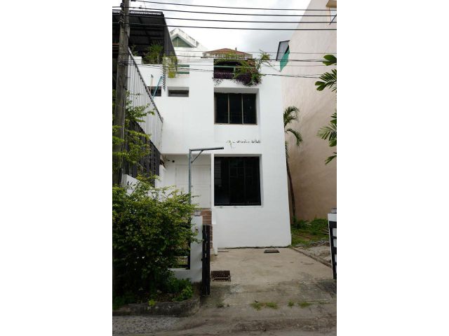 ขายทาวน์โฮม 45 ตรว.หลังมุม ลาดพร้าว 101