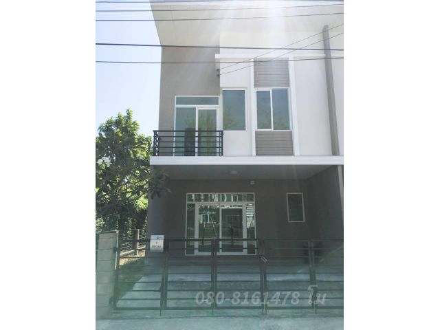 กัสโต้ ทาวน์โฮม บางนา-สุวรรณภูมิ หลังมุม 28 ตรว.